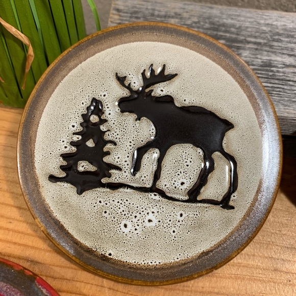 NWOT CERAMIC LODGE/CABIN STYLE COASTERS-CANOE, BEAR, MOOSE & PINE TREES - Picture 2 of 8
